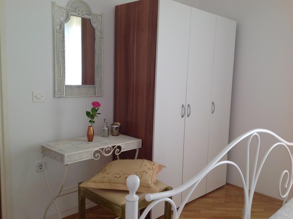 אומאג Apartments Krizine מראה חיצוני תמונה