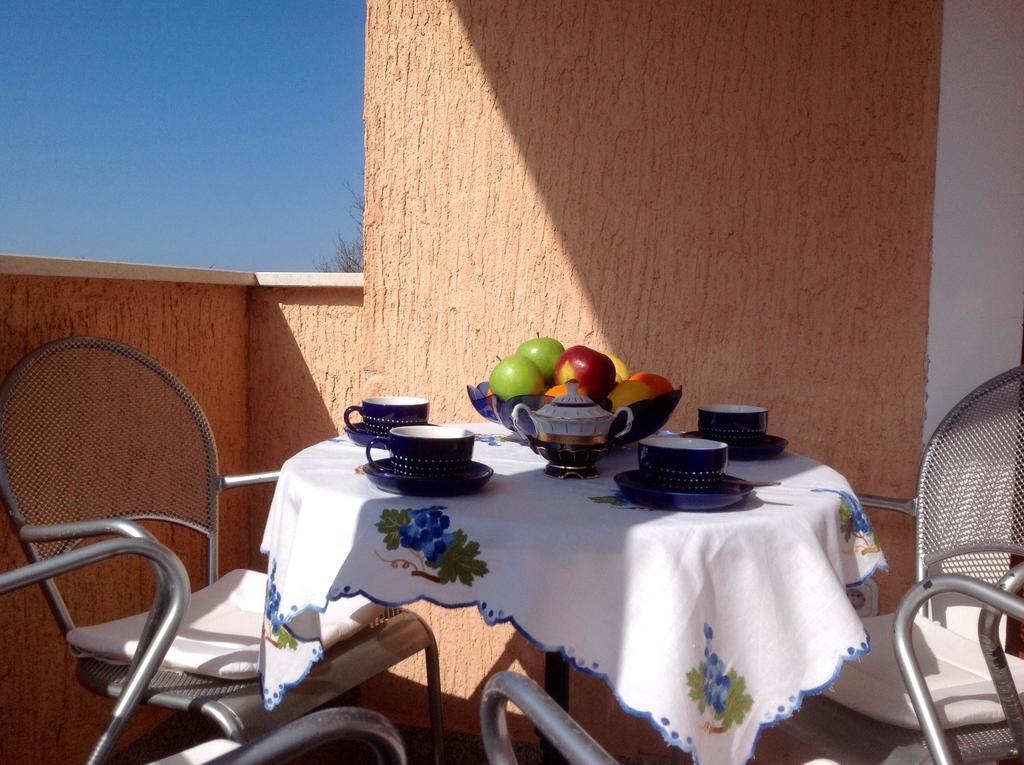 אומאג Apartments Krizine חדר תמונה
