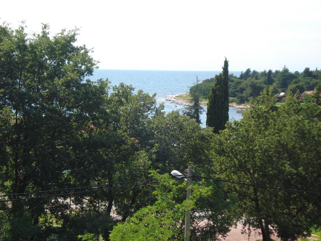 אומאג Apartments Krizine מראה חיצוני תמונה